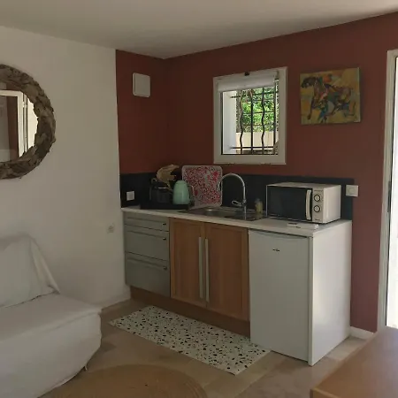 Les D'amis Guest house